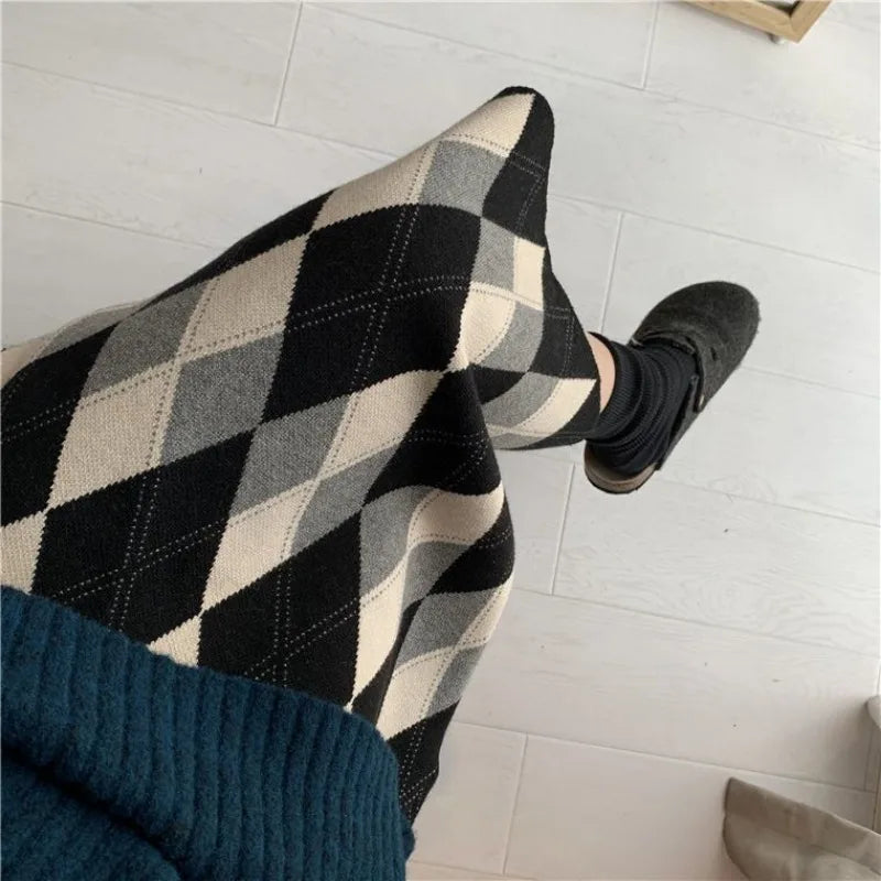 Women Autumn Winter Argyle Plaid Knit Midi Skirt Vintage Preppy Style Black White Casual Bottoms