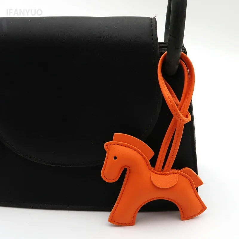 Fashion Horse Keychain All-around PU Leather Horses Embellishment for Female Car Key Chain Handbag Decoration Jewelry Gifts