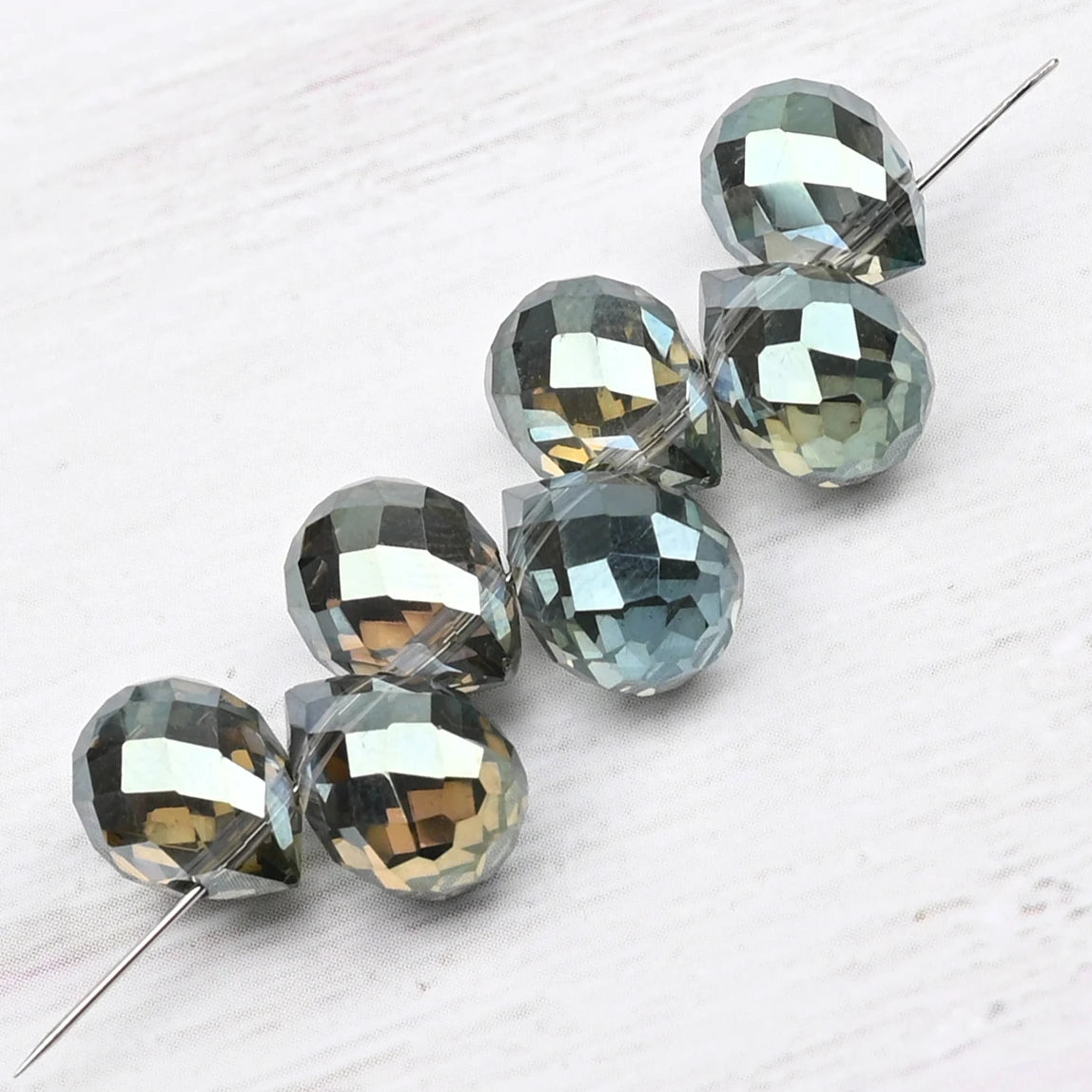 10*8mm Czech Crystal Waterdrop Beads Shiny Faceted Glass Strawberry Beads for Jewelry Making Needlework DIY Handmade Accessories