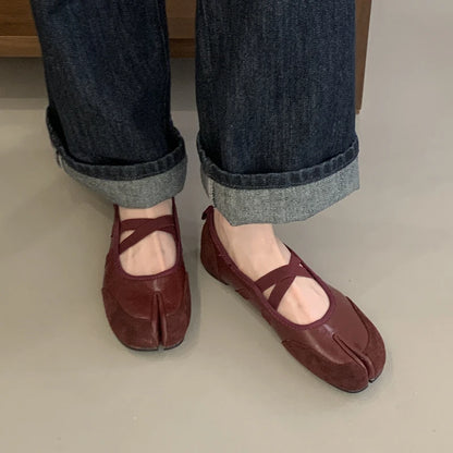 SUOJIALUN Spring New Women Flat Shoes Fashion  Split Toe Shallow Slip On Ladies Elegant Boat Shoes Soft Flat Heel Single Shoes