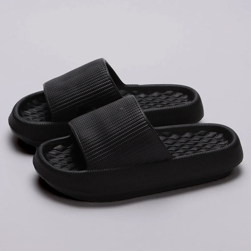 Summer Platform Slippers for Women Lightweight Non-slip Cloud Bathroom Slides Woman Comfortable Soft Sole Beach Slippers 2024
