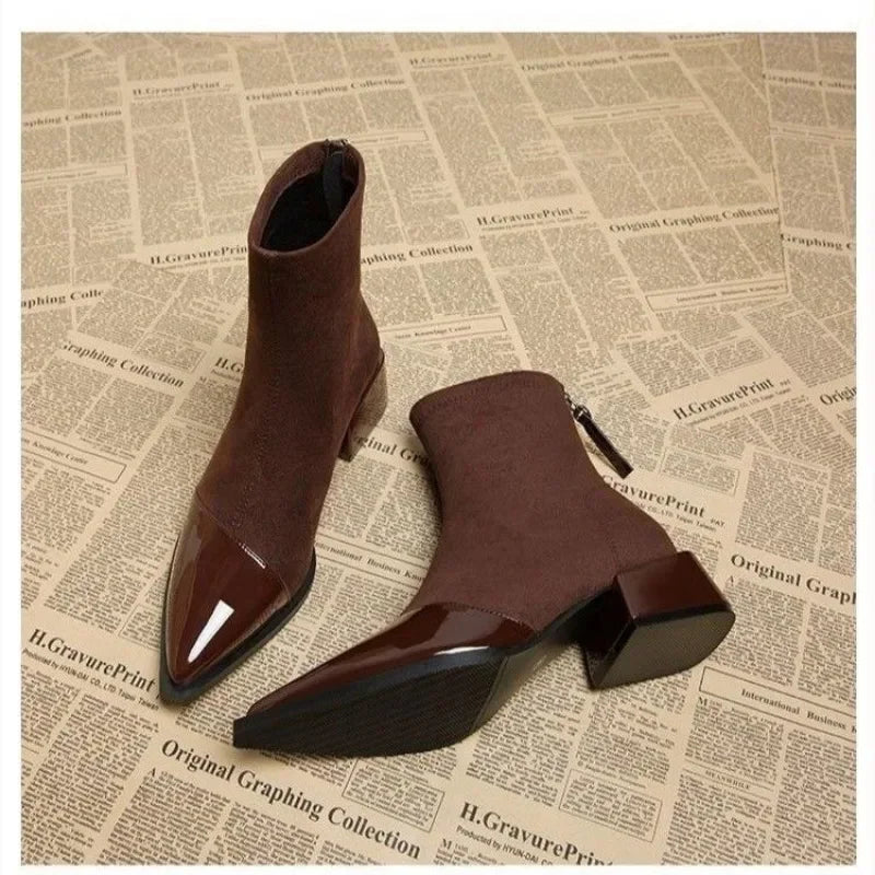 Women's 2025 New Autumn and Winter Fashion Retro Pointed Ankle Boots with French Temperament High Heels and Zipper Short Boots