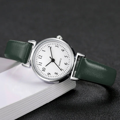 Fashion Small Dial Women Watches Simple Leather Band Analog Quartz Wristwatch for Ladies Clock Reloj Mujer（Without Box）