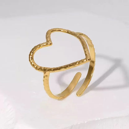 Wholesale High End Waterproof Three-dimensional M Letter Hollow Stainless Steel Finger Ring Trendy for Women Personalize Jewelry