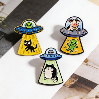 3pcs/Set Alien UFO Enamel Pin Funny Cat and Cow Brooches Lapel Badges Briefcase Backpacks Accessories Decoration Jewelry Gifts