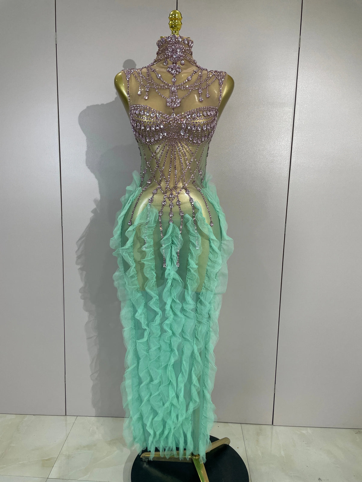Luxury Sparkly Rhinestone Sleeveless Long Dress Sexy Mesh Ruffled See Through Eveing Birthday Party Nightclub Singer Stage Wear