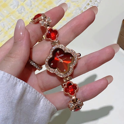 Fashion Clover bracelet Women's Watches Light Luxury Diamond Inlaid Female Watch Ladies Fashion Quartz Bracelet Wristwatch