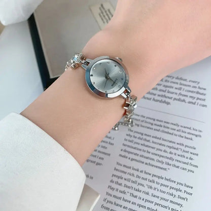 Fashion Adjustable Bracelet Watch Rhinestone Alloy Quartz Watch Star Chain Watch for Women Girls
