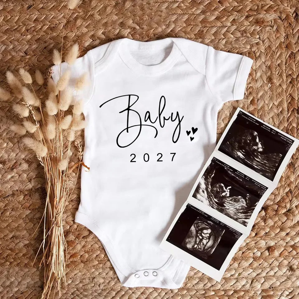 Baby 2027 Pregnancy Announcement Bodysuit Newborn Baby Onesie Funny Boys Girls Romper Jumpsuit Clothes Outfit