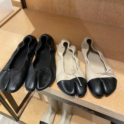 2026 New Elegant Split-Toe Tabi Flats Women's Premium Soft Leather Bow Knot Soft Sole Ballet Shoes Versatile Daily & Date Shoes