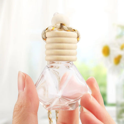 20pcs Car Diffuser Bottle Hanging Car Air Freshener Empty Air Freshener Car Perfume Diffuser Refillable Perfume Bottle（8ml)