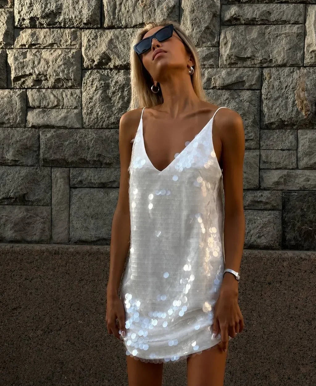 2026 Women White Sequins Mini Dress Sexy Deep V-neck Spaghetti Strap Loose Vestido New Fashion Summer Club Party Evening Dresses