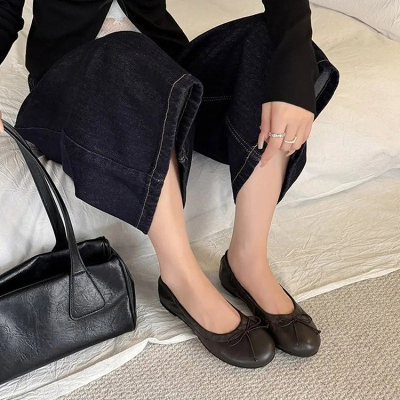 2026 Elegant Retro Red Bowknot Ballet Shoes for Women Soft Flat Loafers for Women's All Match Commuting Footwear Zapatos Mujer