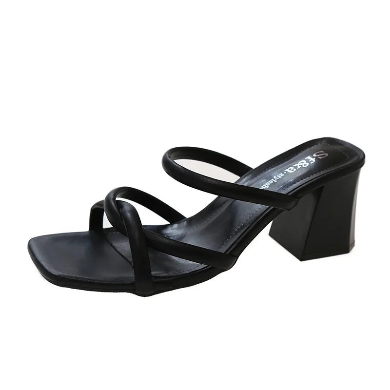 New Summer Fashion Bare Toed Square Head Mid-heel Shoes Pleated Chunky Sandals with A Line Single Shoe Women
