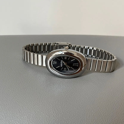 2025 New Oval Beautiful Ladies Watches with Stainless Steel Strap for Girl Student Quartz Minimalist Women Wristwatches Hot Sale