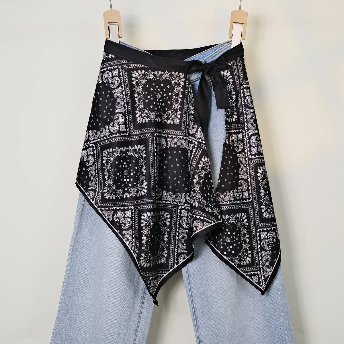 Streetwear Layering Pannier Skirt with Side Tie, Paisley Polka Dot Leopard Print Hem, Multifunctional Apron Skirt for Dresses