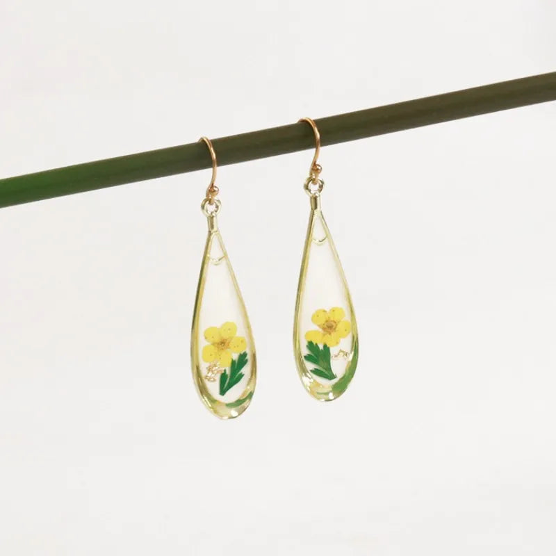 Natural Flower Drop Earrings Unique Epoxy Resin Real Flowers Earrings Elegant Pressed Flowers Earring Wholesale Custom Accessory
