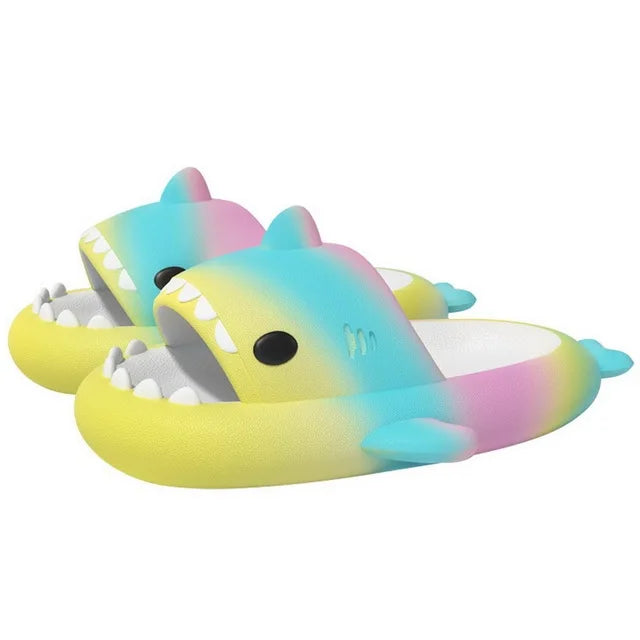 Summer Funny Cute Women Gradient Shark Slippers Men Outdoor Soft EVA Beach Sandals Couple Indoor Floor Non-slip Thick Flip Flops