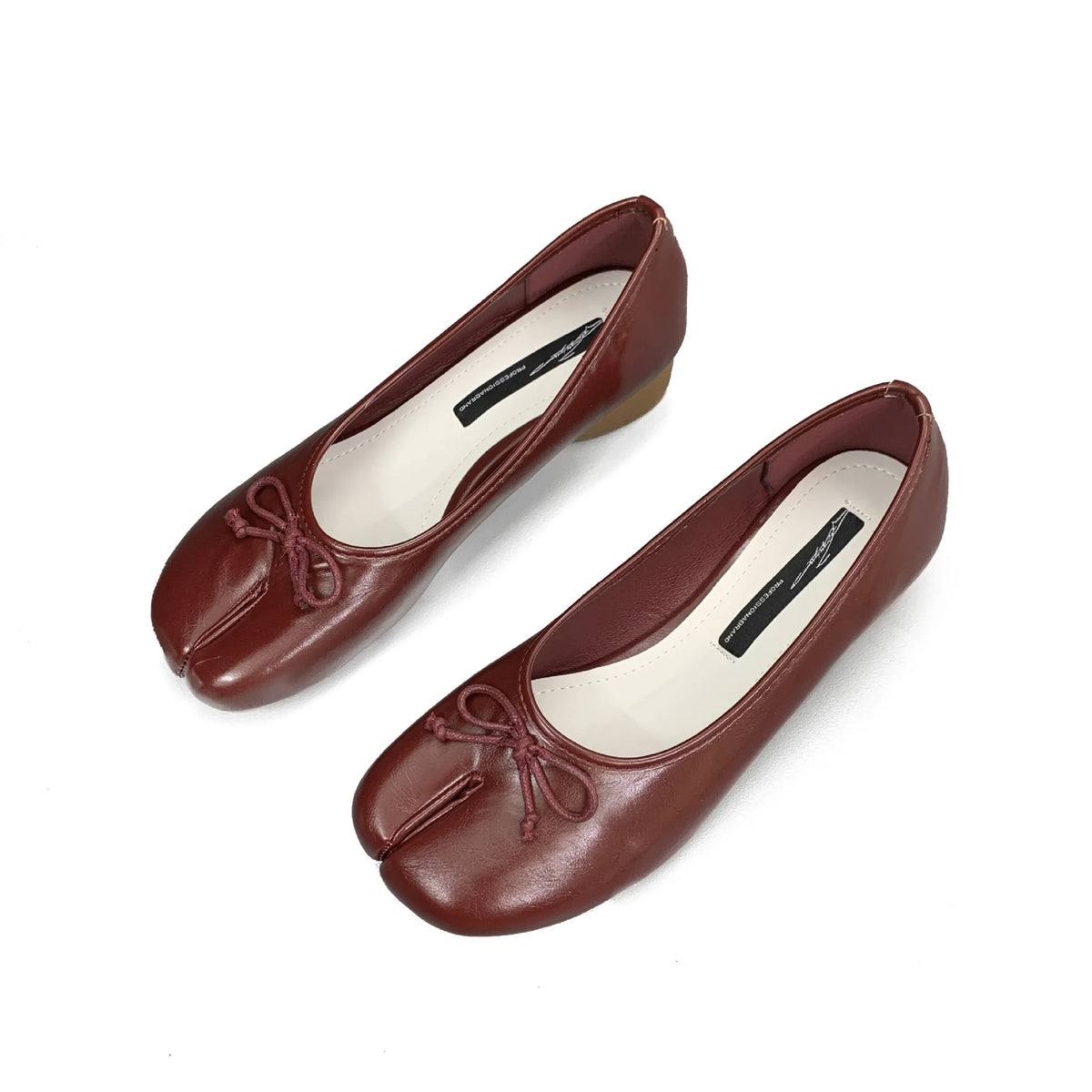 Split Toe 3cm Heel Tabi Shoes Slip On Leather Comfy Shoes Soft Bottom Solid Ladies Moccasins with Bowknot