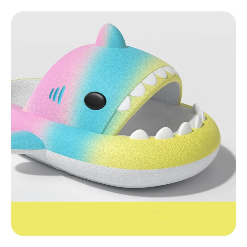 Summer Funny Cute Women Gradient Shark Slippers Men Outdoor Soft EVA Beach Sandals Couple Indoor Floor Non-slip Thick Flip Flops