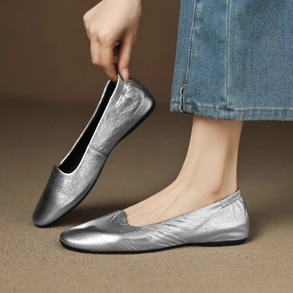 Soft Leather Flat Shoes Women 2026 New Spring and Autumn French Retro Square Toe Shallow Mouth Slip-on Single Shoes