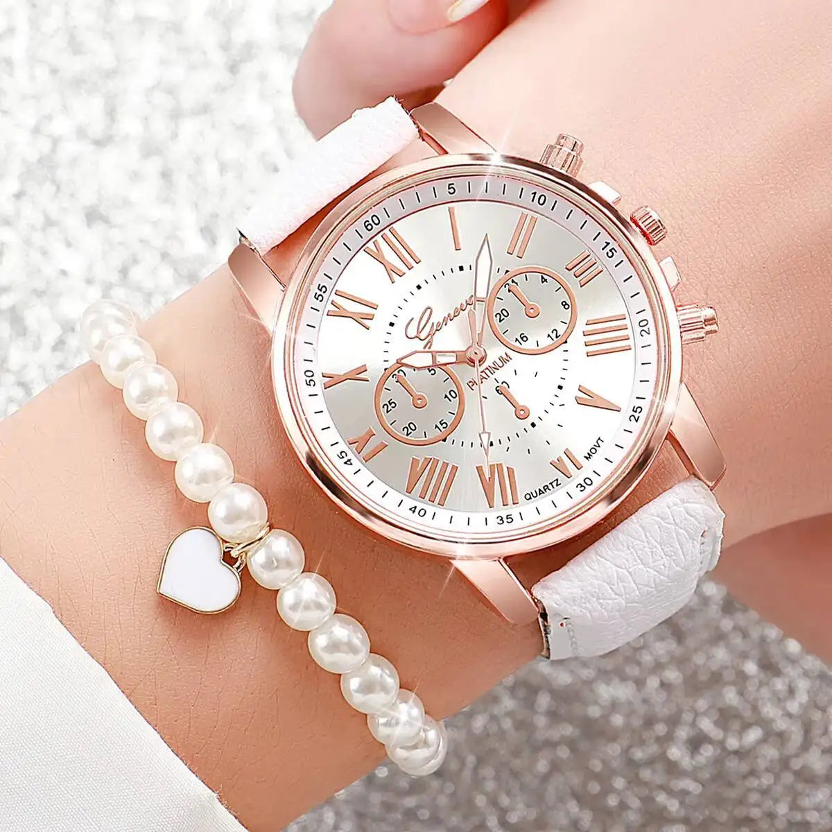 6PCS/Set Fashion Women Watches Casual Leather Strap Roma Dial Quartz Wristwatch Pearls Jewelry Set Reloj Mujer（Without Box）