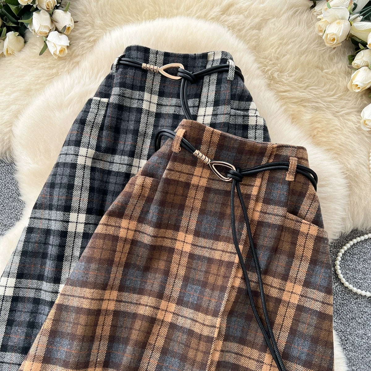 Women's Plaid A-Line Skirt with Waist Detail