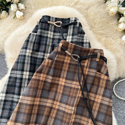 Women's Plaid A-Line Skirt with Waist Detail