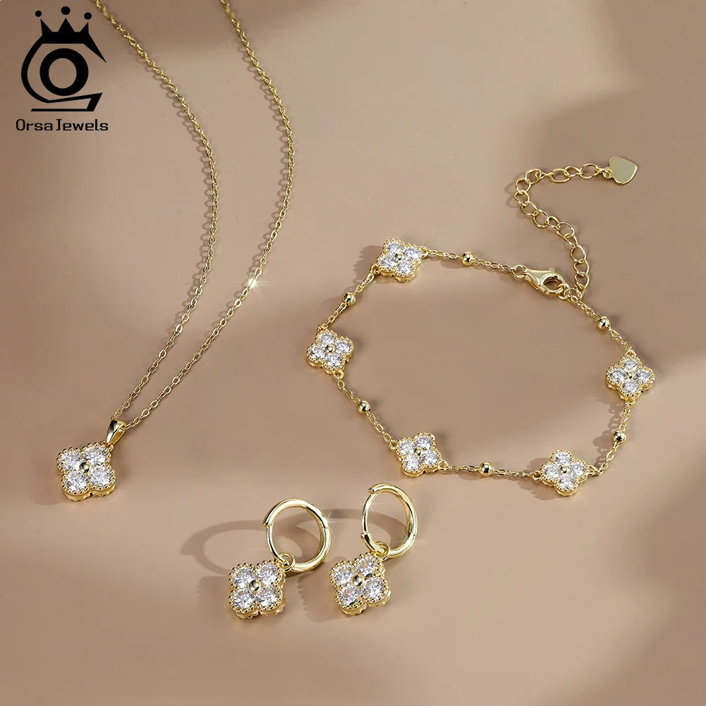 ORSA JEWELS Exquisite 925 Silver Clover Moissanite Earrings for Women Shiny D Color Moissanite Diamand Earring Jewelry MOE18