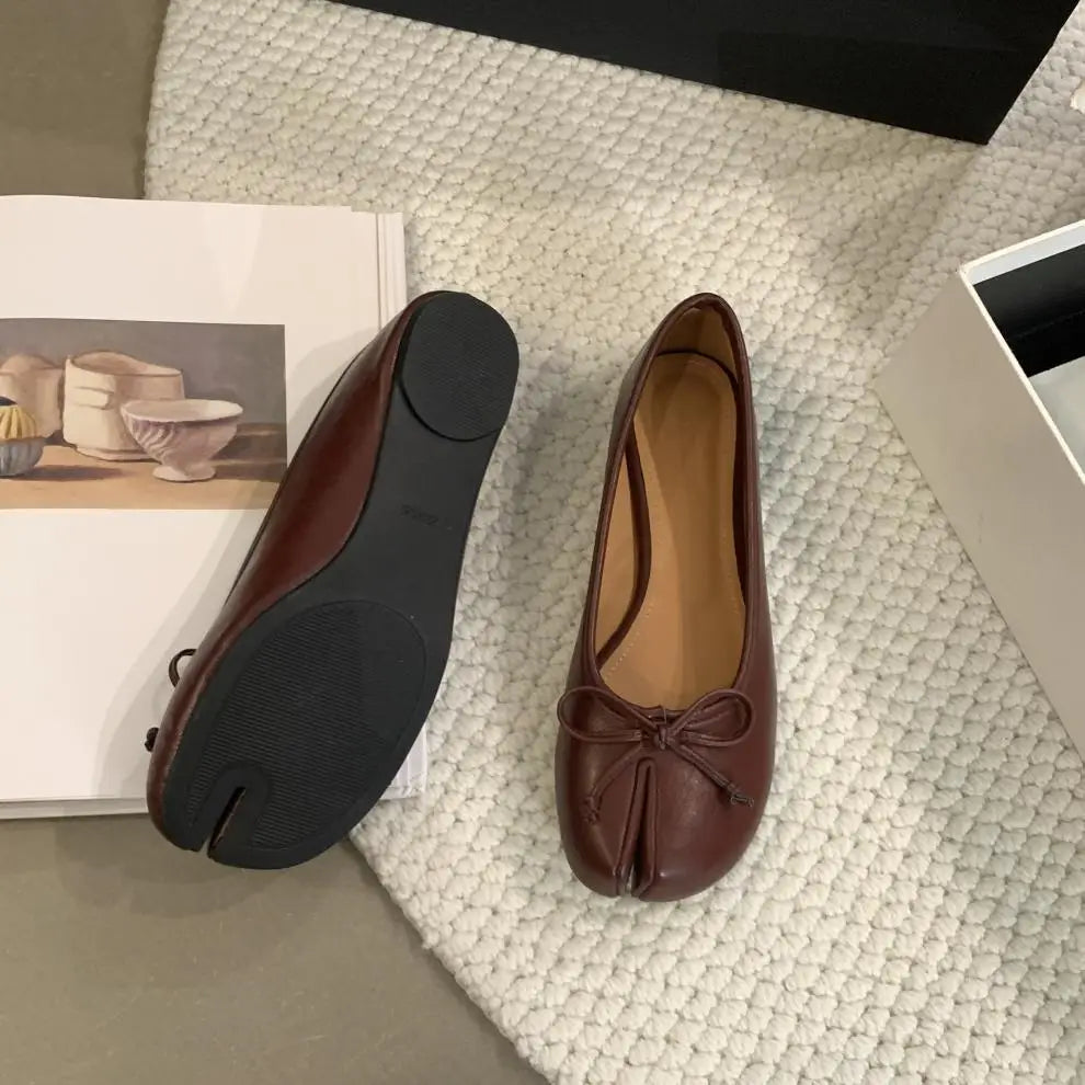 Spring Women Flat Split Toe Shoes with Bow Soft Leather Bow Tie Front Shallow Slip On  Girls Tabi Shoes Flats Ballet Shoes
