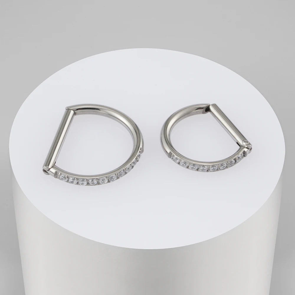 Right Grand ASTM F136 Titanium D Shape Septum Ring with CZ 16G Hinged Segment Clicker Hoop Conch Helix Piercing Body Jewelry