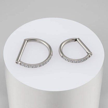 Right Grand ASTM F136 Titanium D Shape Septum Ring with CZ 16G Hinged Segment Clicker Hoop Conch Helix Piercing Body Jewelry