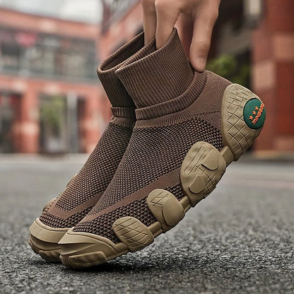 2025 New Summer Breathable Hollow Mesh Shoes, Casual Sports Shoes, Fashionable and Versatile Men's Shoes