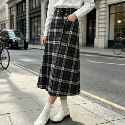 Women's Plaid A-Line Skirt with Waist Detail