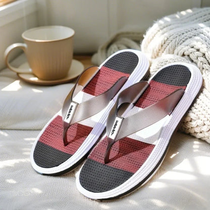 Stylish Strappy Sandals for Beach Vibes, Street Chic, and Effortless Summer Glam!