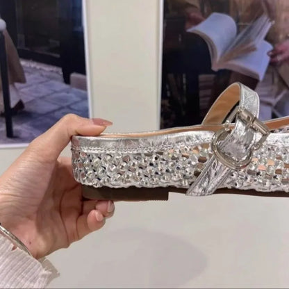 New 2025 Luxury Crystal Footwear Silver Women Flat With Shoes Female Pointed Toe Fashion Rhinestones Shallow Ladies Flats Shoes