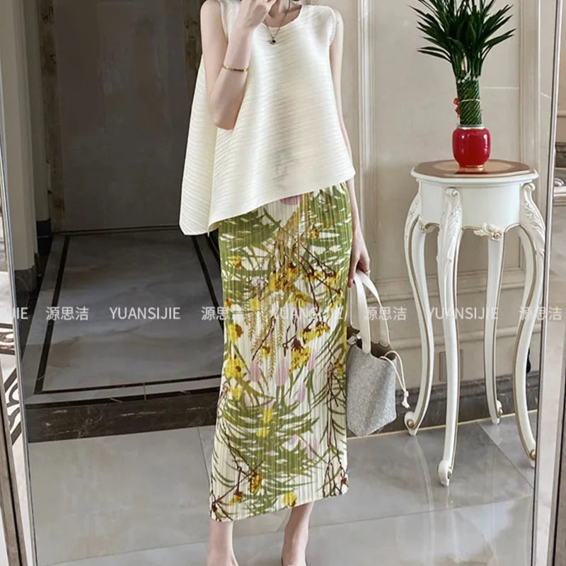 Women's Plus Size Summer New Arrival Elegant Classic Pleated Texture Lazy Style Floral Print Slit High Waist Slimming Skirt