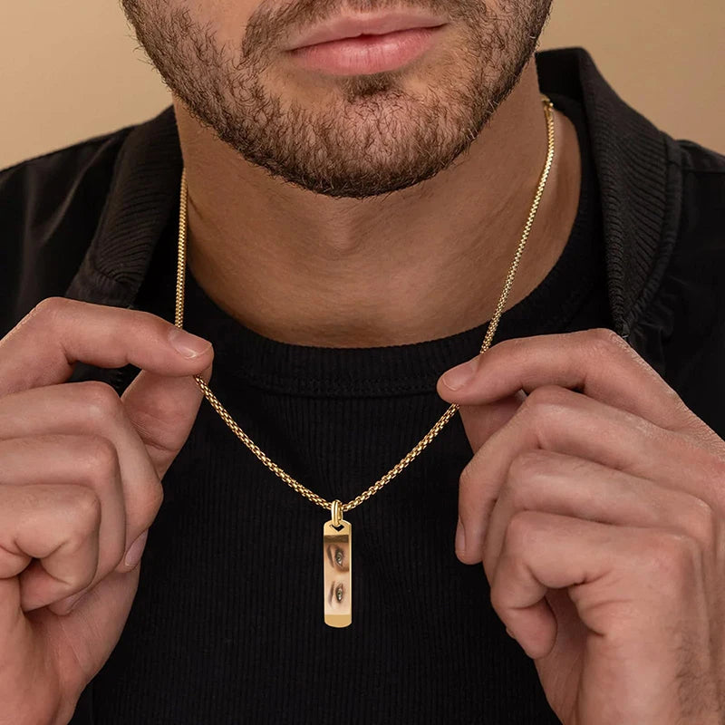 Personalized Eyes Necklace for Men Women Custom Eye Picture Pendant Necklace Engraving Name Necklaces Jewelry Gifts for Him Her