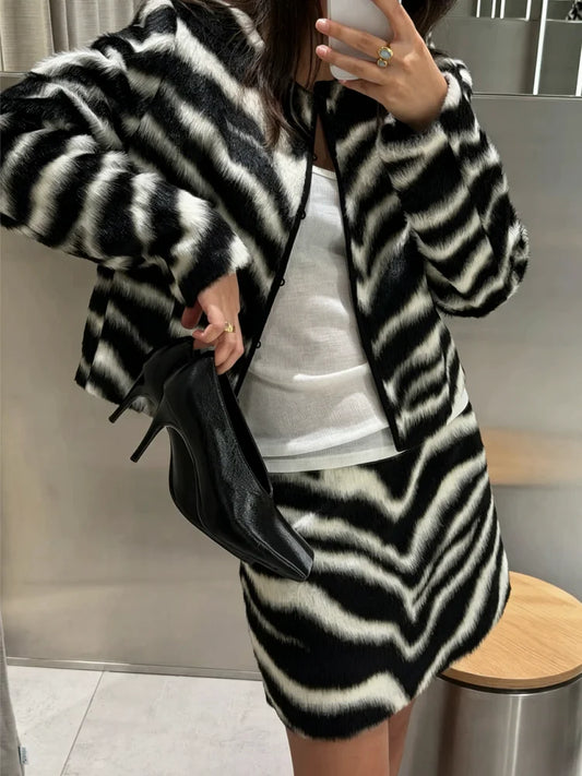 Vintage Women's Zebra Printed Short Jacket Skirt Set O-neck Long Sleeve Buckle Coats Mini A-line Skirts 2026 Autumn Lady Suit