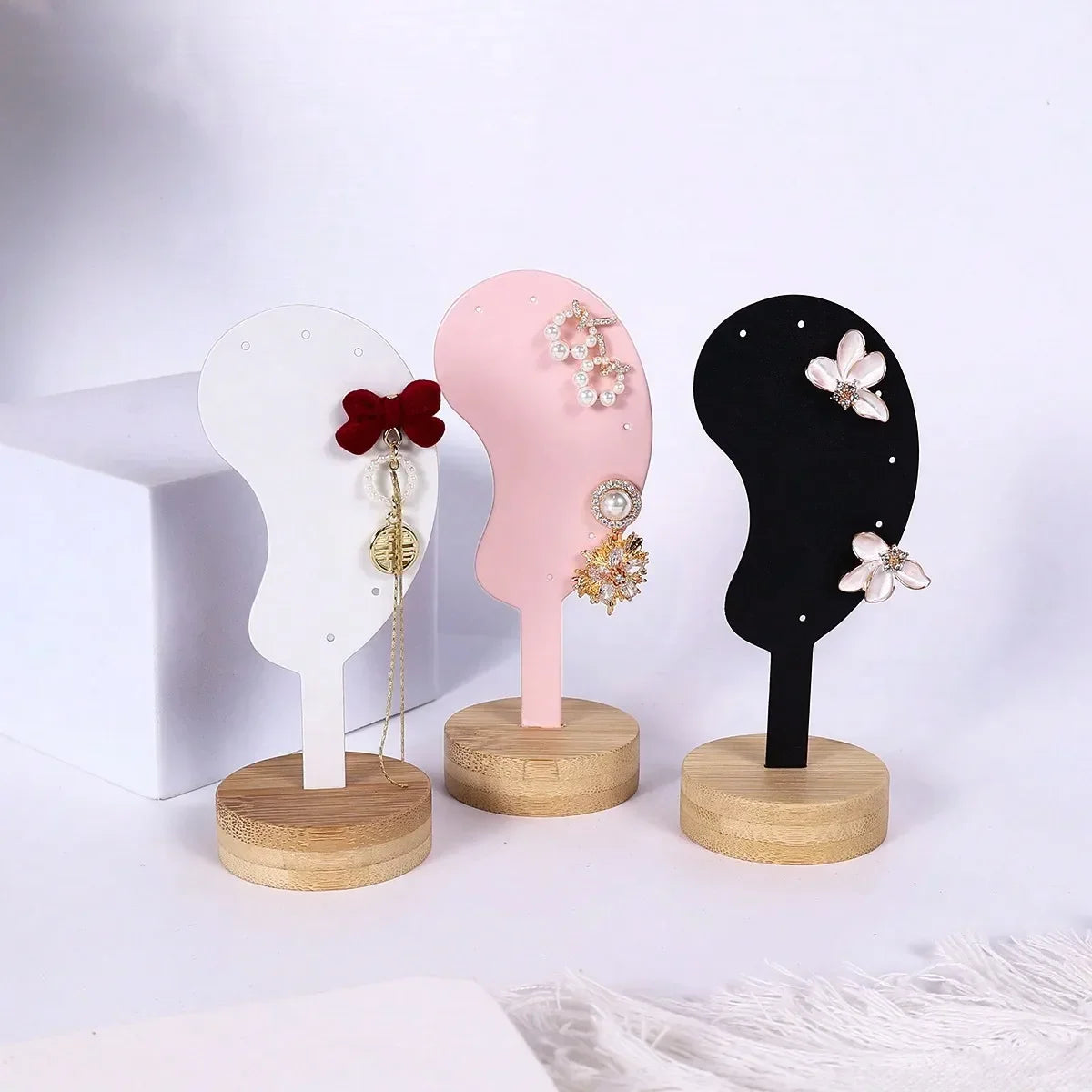 1PC Iron Ear-Shaped Earring Holder Display Stand for Jewelry Suitable for Shops And Home Decor