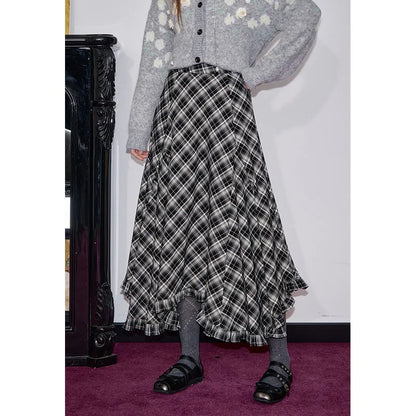 ELFSACK 2025 Autumn New Arrivals Casual Asymmetric Plaid Midi Skirt Irregular Design Long Skirt For Woman