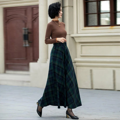 2026 Autumn and Winter New Style Retro Dark Green Plaid Woolen Skirt High-Waist A-Line Slimming Flared Long Skirt for Dancing