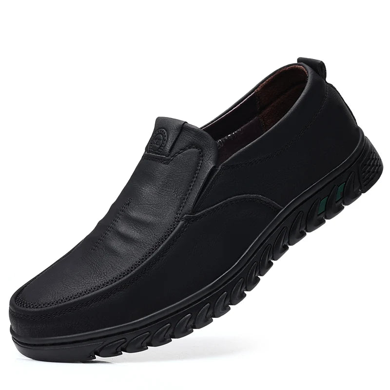 Leather Men Casual Shoes Brand Formal Mens Loafers Moccasins Breathable Slip on Retro Driving Shoes Men Sneakers Plus Size 39-48
