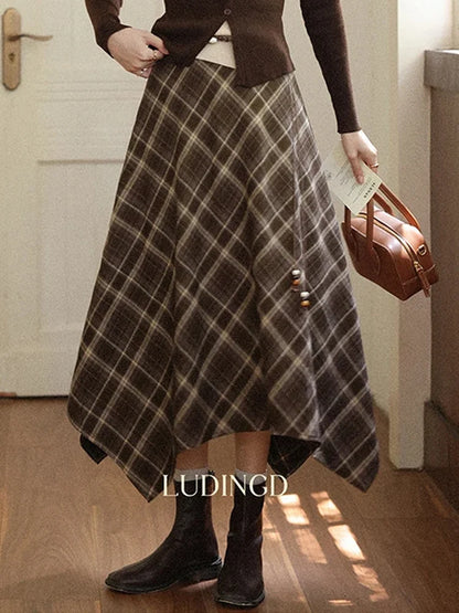 ALXNAN Black Plaid Irregular Skirt Women Elegant Long A-line Checkered Midi Skirts 2025 Fall Winter Female Clothing L57278-1