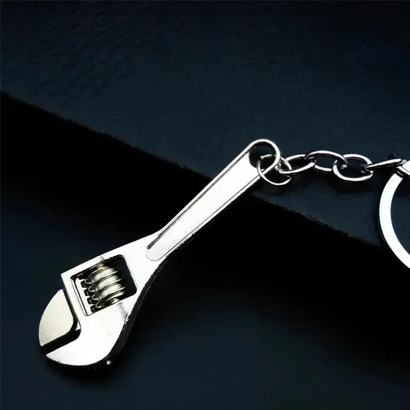1pc Creative Tool Adjustable Wrench Spanner Key Chain, Metal Keychain For Men