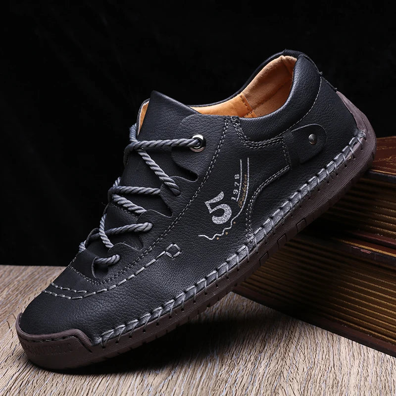 Shoes Men PU Leather Casual Shoes Comfortable Soft Classic Ankle Non Slip Flats Moccasin Hand Stitching Casual Boots Men's Shoes
