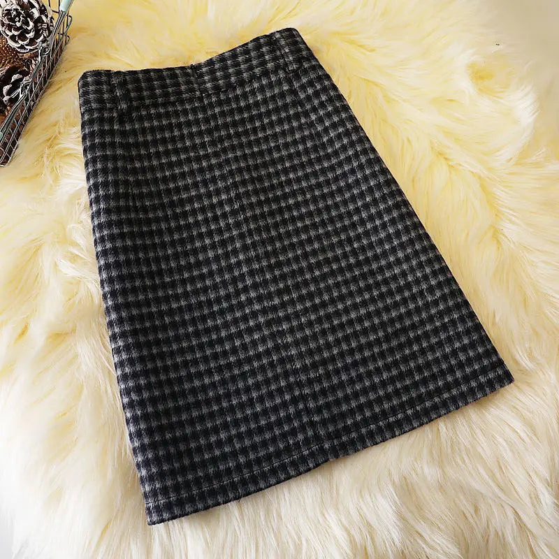 Women's Button-Detail Checked A-Line Skirt