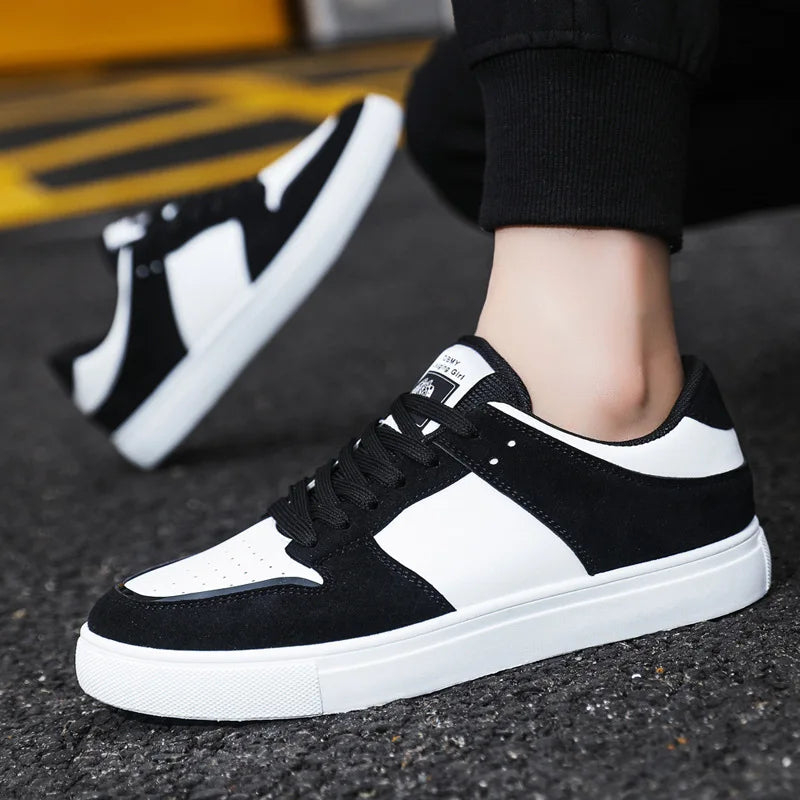 White Vulcanized Sneakers Men's Flat Comfortable Shoes Lace up Zapatillas Hombre Casual Walking Sneakers Plus Size 39-48