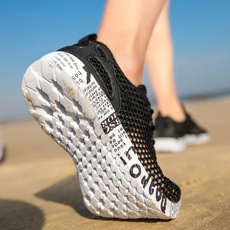 Men Aqua Shoes Summer Breathable Trekking Wading Beach Shoes Quick Drying Outdoor Fishing Wading Shoes Male Water Sneakers Light