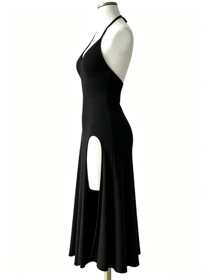 Atmospheric and Stylish Little Black Dress with Thin Halter Neck, Deep V-Neck, Waist-Cinching Design, High Slits on Both Sides, and a Flowing, Slimming Long Gown